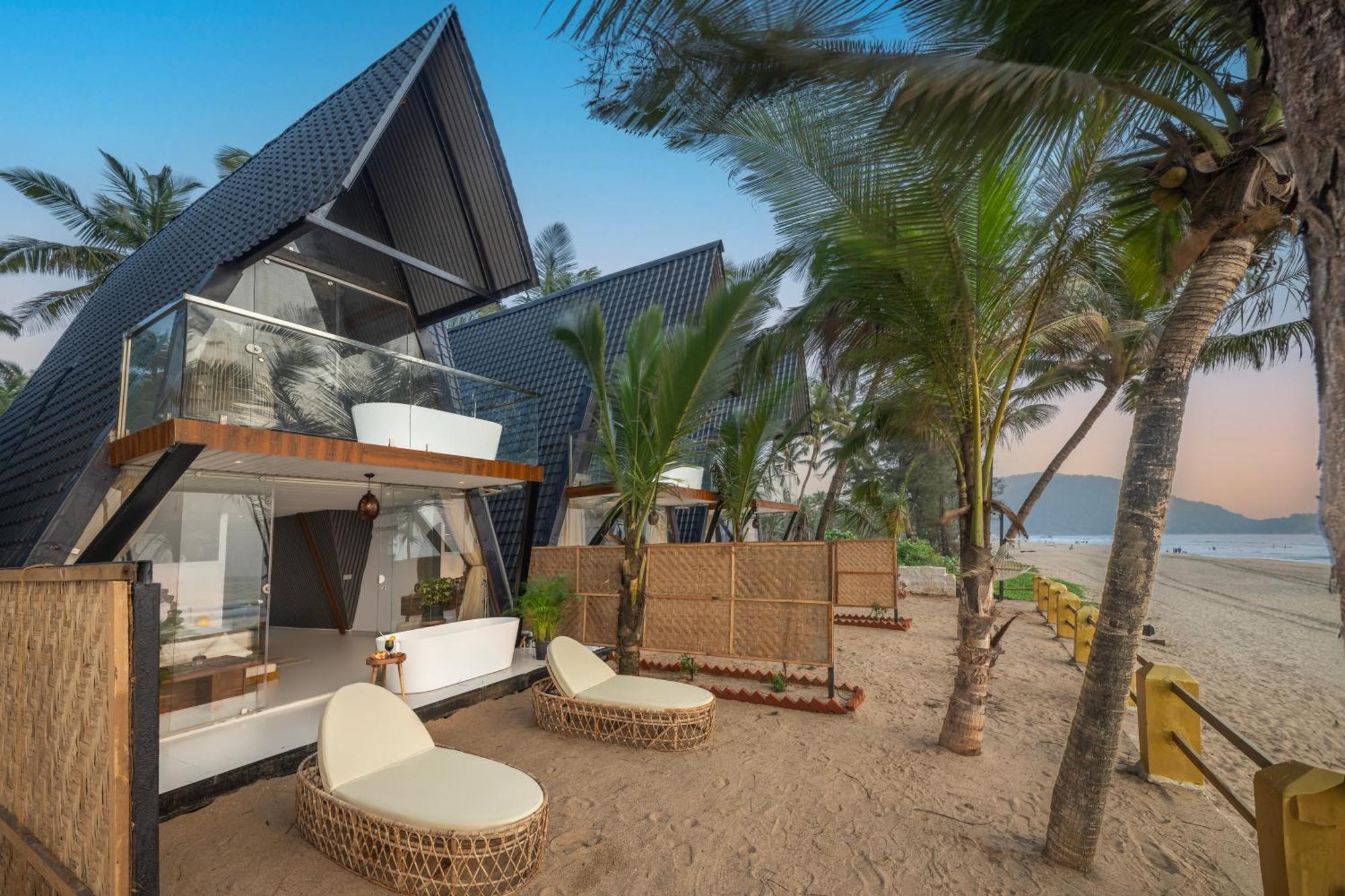 The Rose Goa Beach Resort アゴンダ エクステリア 写真