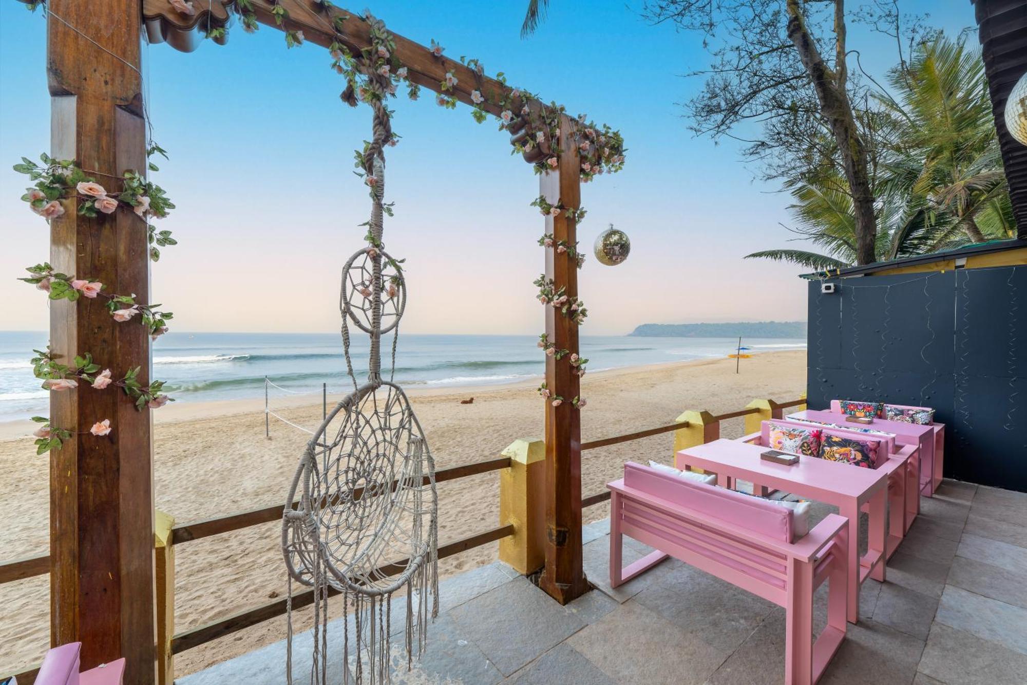 The Rose Goa Beach Resort アゴンダ エクステリア 写真